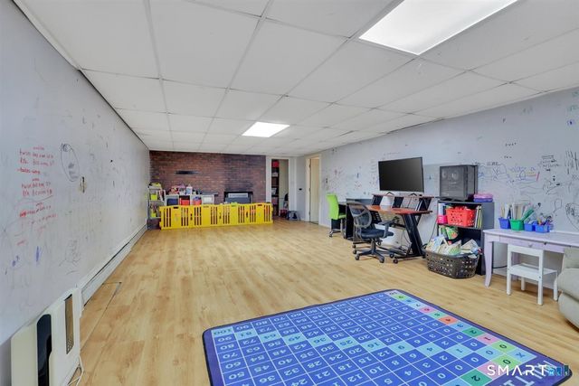 3 Packard Street, Manchester, CT 06040