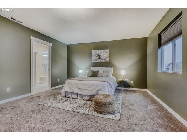 847 S 23RD Ave, Cornelius, OR 97113