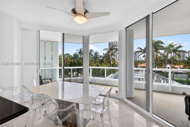 21050 Point Pl 403, Aventura, FL 33180