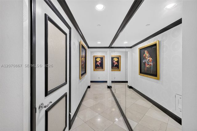 21050 Point Pl 403, Aventura, FL 33180