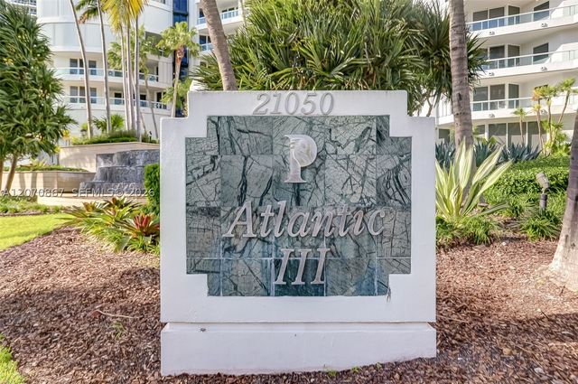 21050 Point Pl 403, Aventura, FL 33180