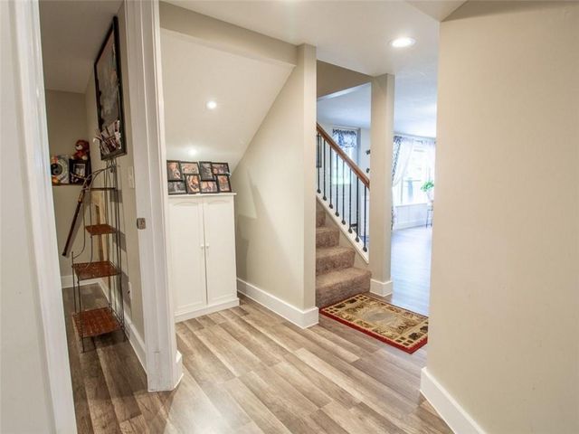 901 E Willow Street, Clinton, MO 64735