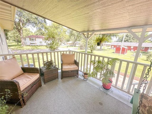 901 E Willow Street, Clinton, MO 64735