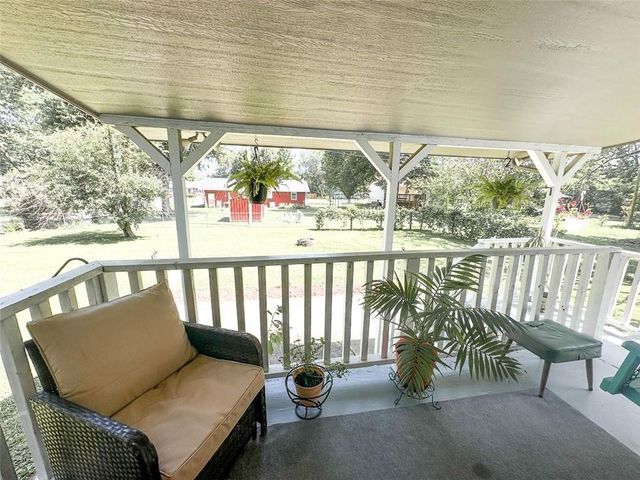 901 E Willow Street, Clinton, MO 64735