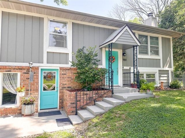 901 E Willow Street, Clinton, MO 64735