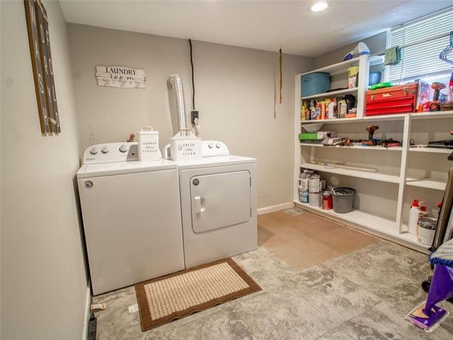 901 E Willow Street, Clinton, MO 64735