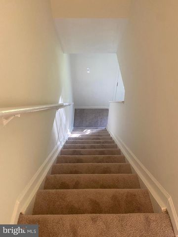 8637 CARTWRIGHT CT, Manassas Park, VA 20111