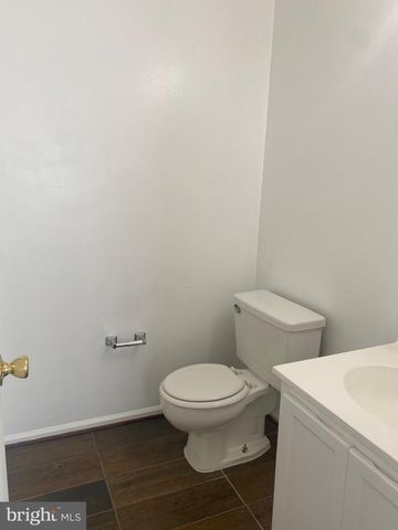 8637 CARTWRIGHT CT, Manassas Park, VA 20111