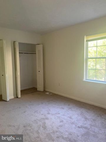 8637 CARTWRIGHT CT, Manassas Park, VA 20111