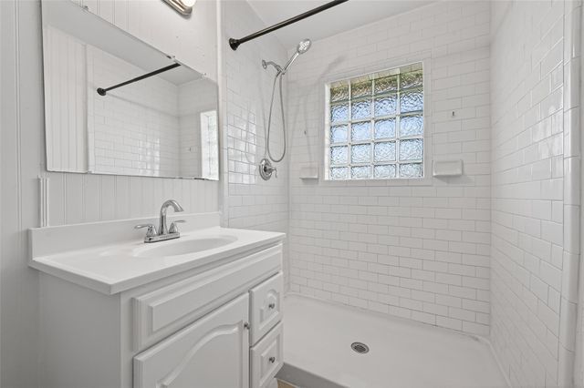 312 Travis Street, Richmond, TX 77469