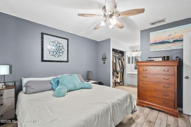 950 Barbados Avenue SE, Palm Bay, FL 32909