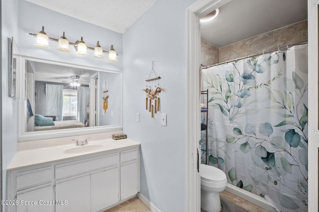 950 Barbados Avenue SE, Palm Bay, FL 32909