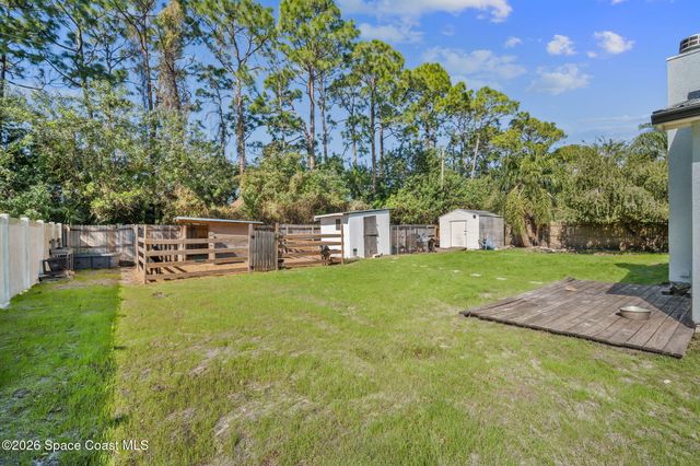 950 Barbados Avenue SE, Palm Bay, FL 32909