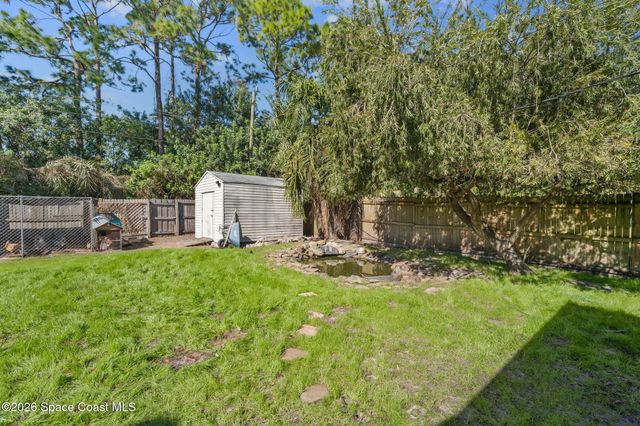 950 Barbados Avenue SE, Palm Bay, FL 32909