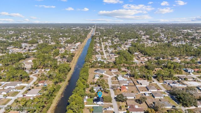 950 Barbados Avenue SE, Palm Bay, FL 32909