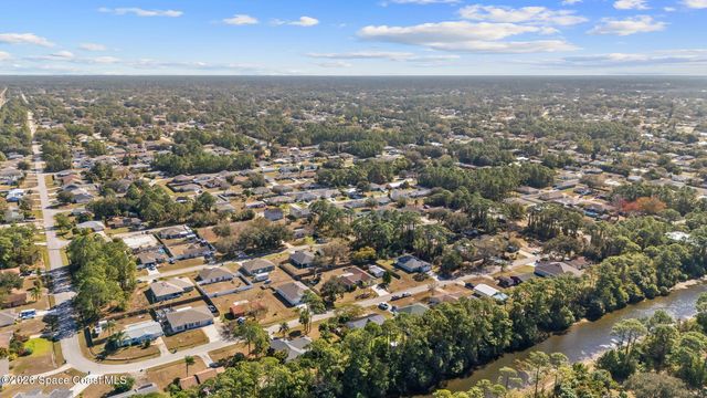 950 Barbados Avenue SE, Palm Bay, FL 32909