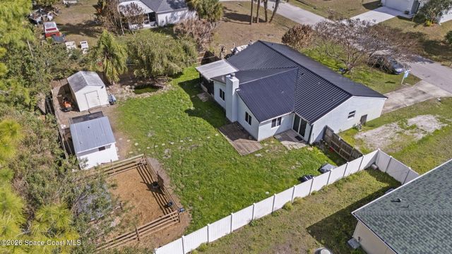 950 Barbados Avenue SE, Palm Bay, FL 32909