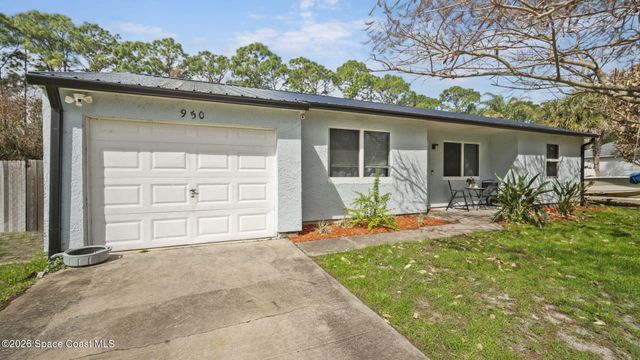 950 Barbados Avenue SE, Palm Bay, FL 32909
