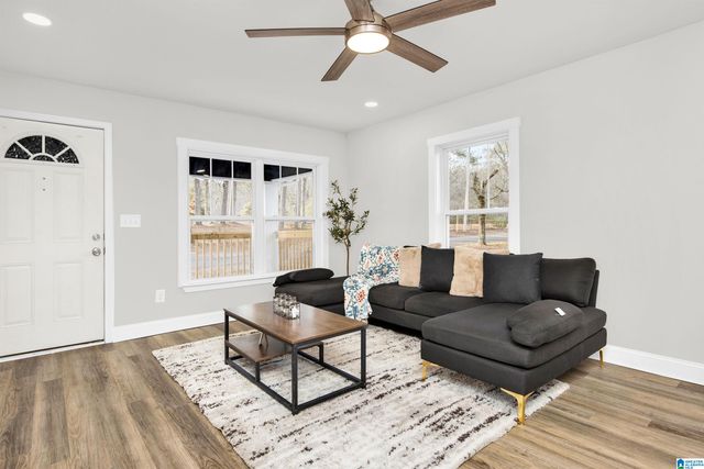 1917 SADLERTOWN ROAD, Bessemer, AL 35022