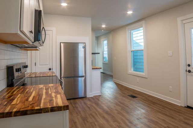 827 Dayton Street, Newport, KY 41071