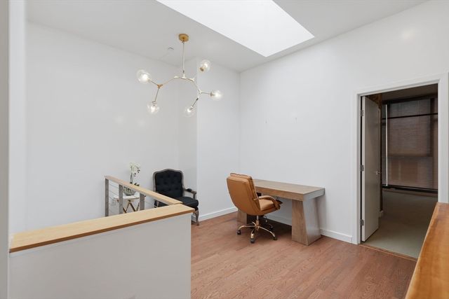 88 Kingston St 7C, Boston, MA 02111