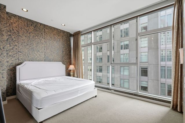 88 Kingston St 7C, Boston, MA 02111