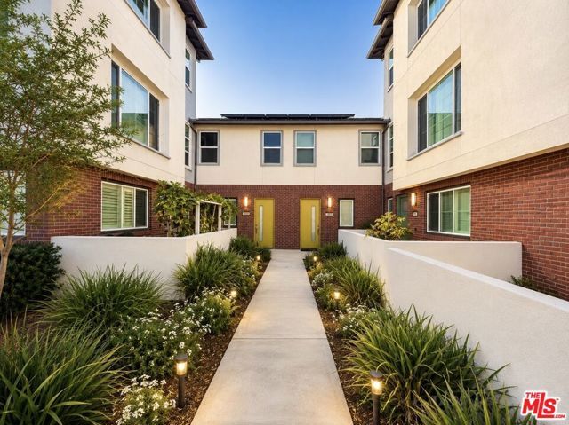 1019 Hudson Lane, West Covina, CA 91790