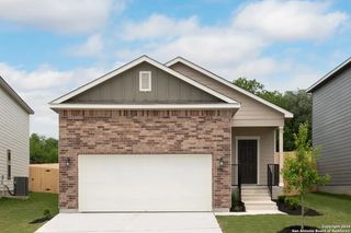 10510 Placeaya Lake, Adkins, TX 78101