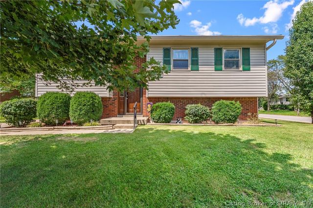1402 Dove Drive, Jeffersonville, IN 47130
