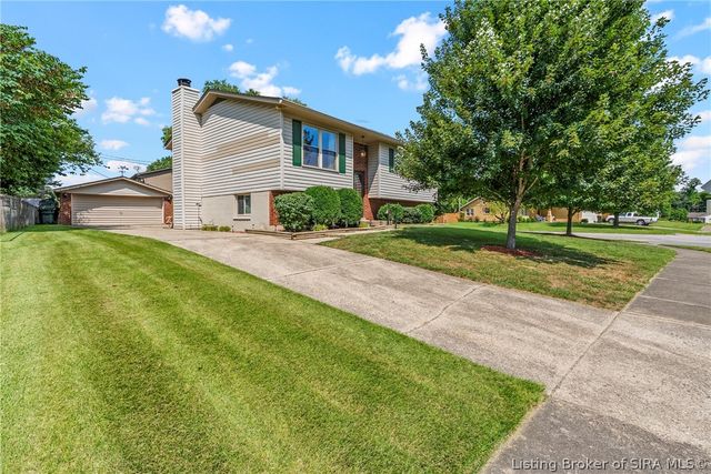 1402 Dove Drive, Jeffersonville, IN 47130