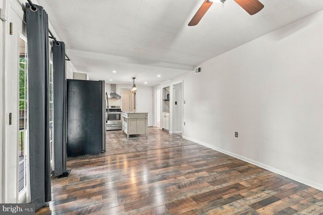 123 NIGHTINGALE AVE, Stephens City, VA 22655