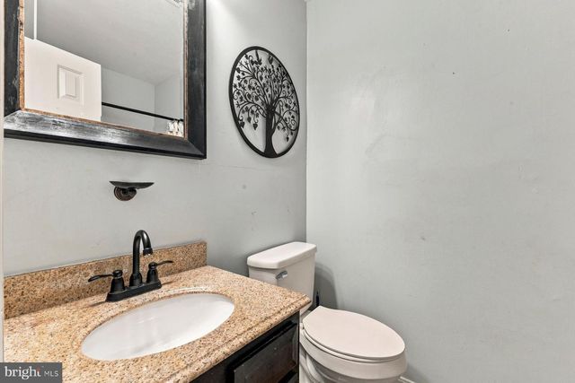 123 NIGHTINGALE AVE, Stephens City, VA 22655