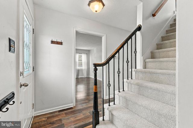 123 NIGHTINGALE AVE, Stephens City, VA 22655