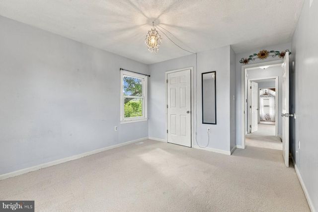 123 NIGHTINGALE AVE, Stephens City, VA 22655