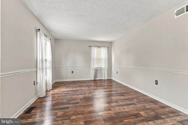 123 NIGHTINGALE AVE, Stephens City, VA 22655
