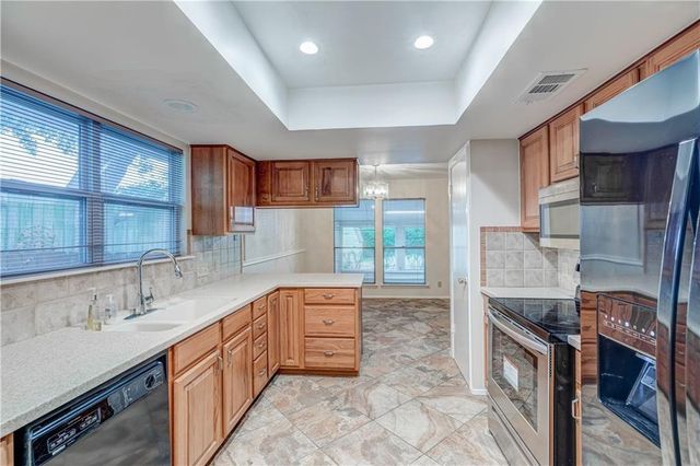 12118 Black Angus DR, Austin, TX 78727