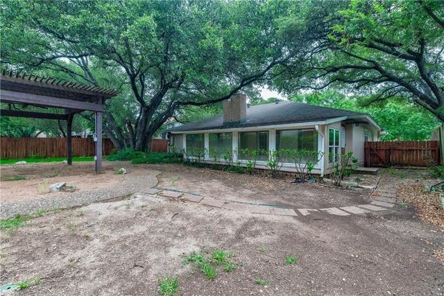 12118 Black Angus DR, Austin, TX 78727