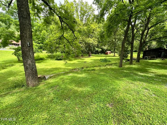 5576 Mendota Road, Mendota, VA 24270