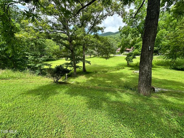 5576 Mendota Road, Mendota, VA 24270