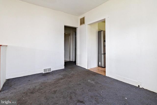 53 BAIRD AVE, Mount Ephraim, NJ 08059