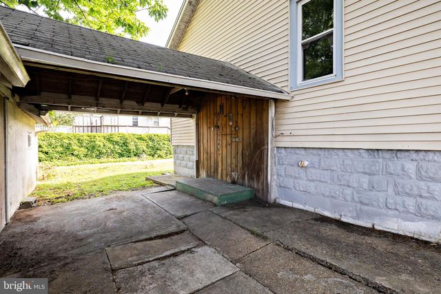 53 BAIRD AVE, Mount Ephraim, NJ 08059