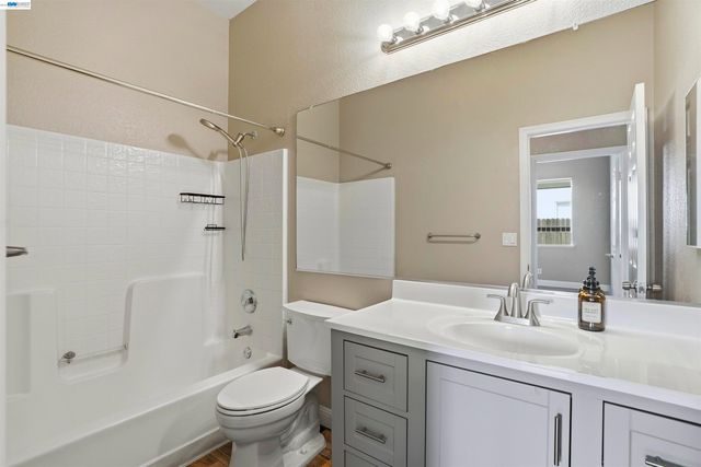 1016 Carpinteria, Antioch, CA 94509