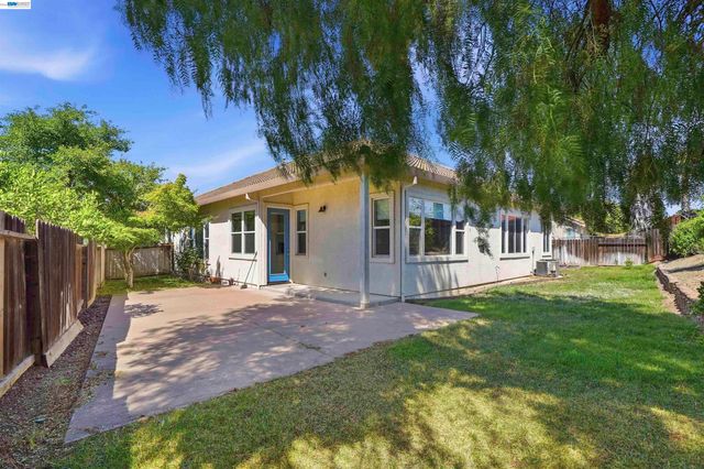 1016 Carpinteria, Antioch, CA 94509