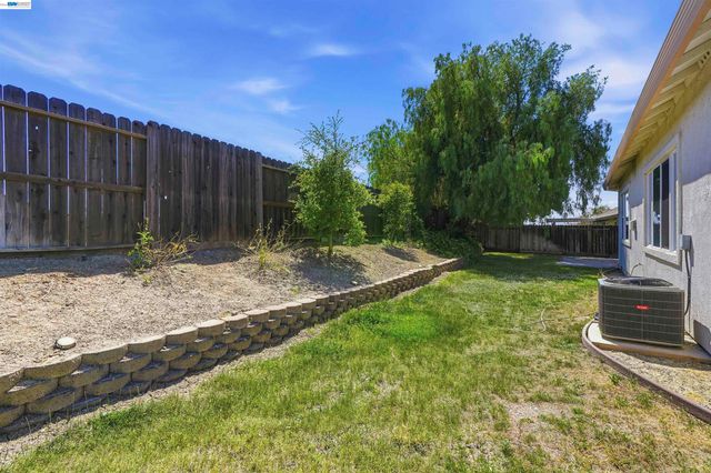 1016 Carpinteria, Antioch, CA 94509