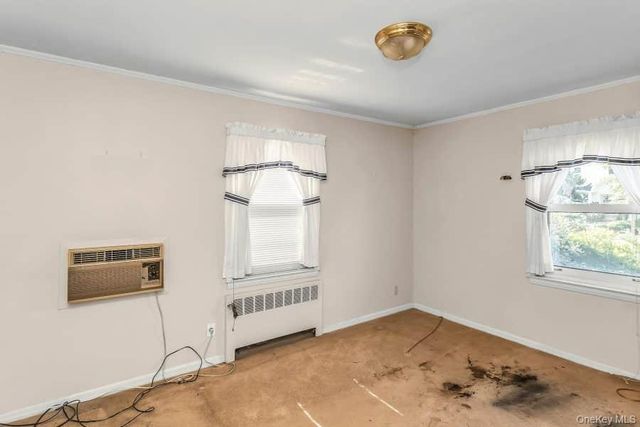 2082 Central Drive N, East Meadow, NY 11554