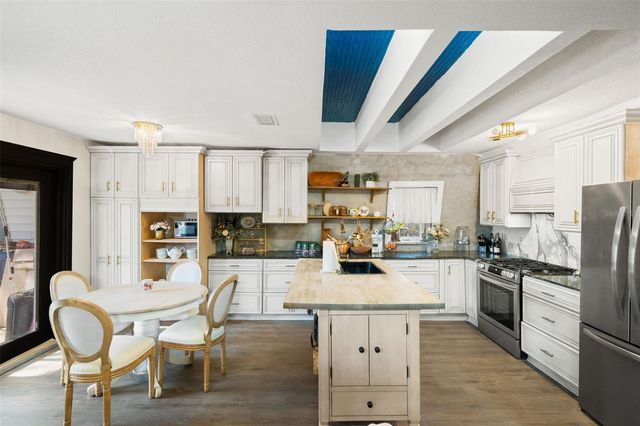 6271 COLONY CIRCLE, Weeki Wachee, FL 34607