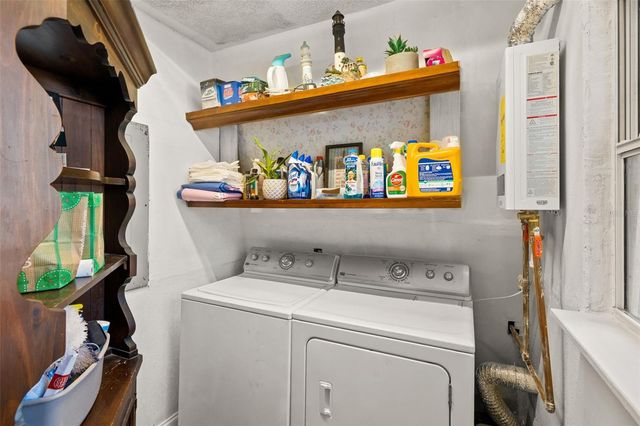 6271 COLONY CIRCLE, Weeki Wachee, FL 34607