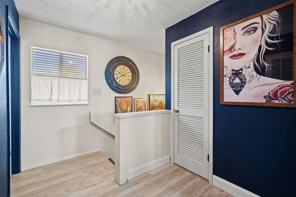 Image 26 of property listing at 6271 COLONY CIRCLE, Weeki Wachee, FL 34607