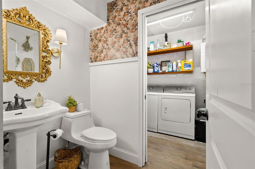 Image 34 of property listing at 6271 COLONY CIRCLE, Weeki Wachee, FL 34607