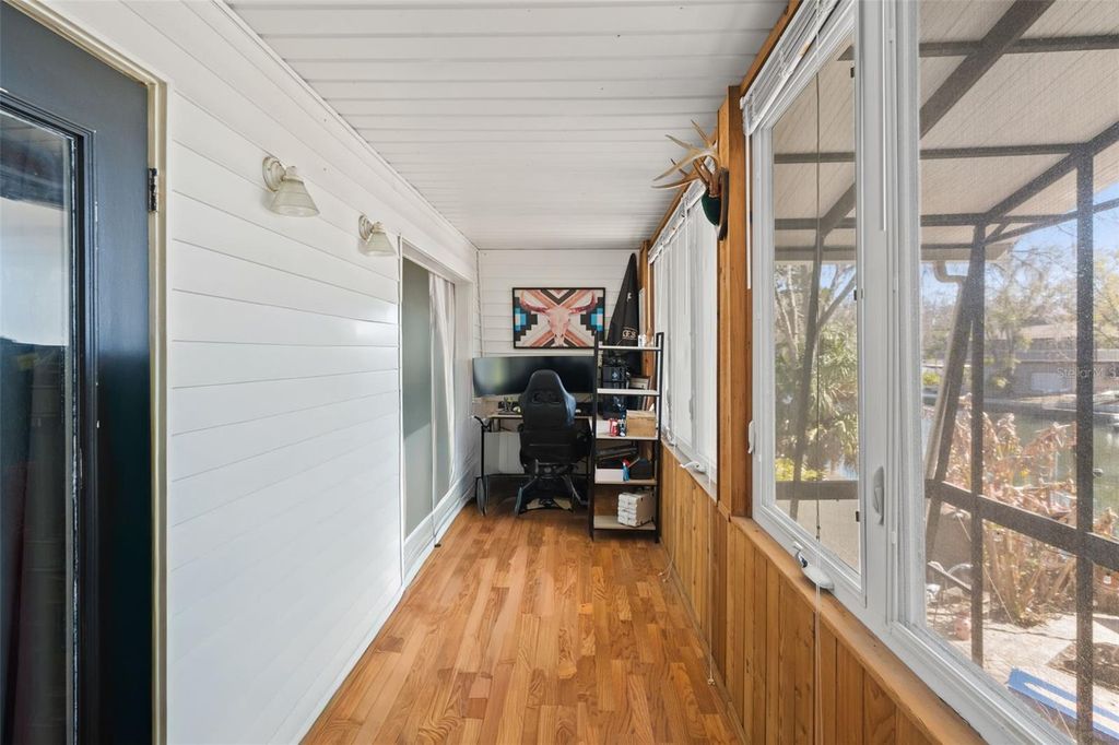 Image 36 of property listing at 6271 COLONY CIRCLE, Weeki Wachee, FL 34607